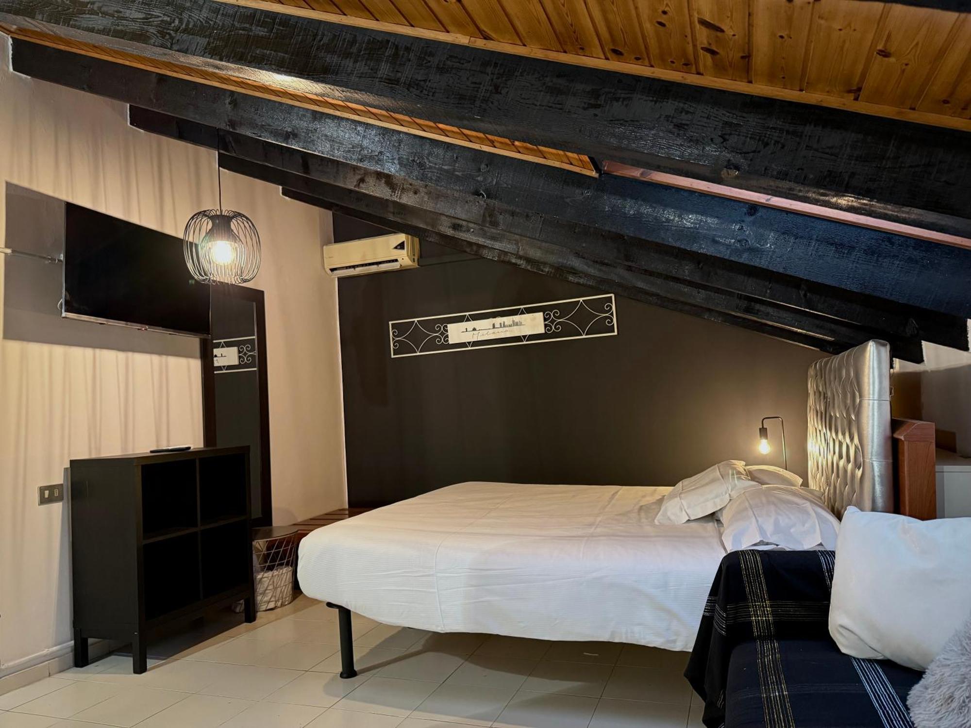 米兰Hosting Dreams Attics - Duomo公寓 外观 照片
